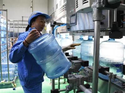 吉林在線清洗裝置,打造優(yōu)質環(huán)保設備,助力企業(yè)綠色發(fā)展